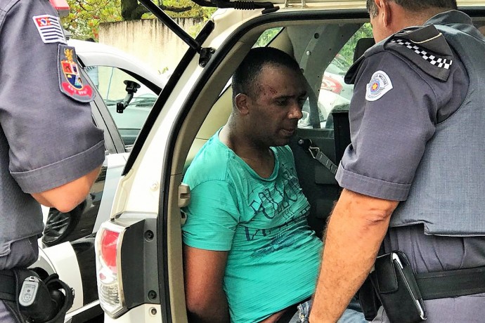 Homem foi capturado no terminal rodovi&aacute;rio em Presidente Venceslau - Foto: Gustavo Mor&eacute;/Blog do Toninho
